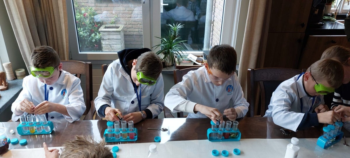 Kinderfeest thema science